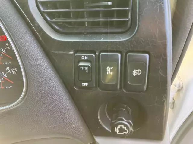 平成26年03月中古大型クレーン付日産UDクオンの画像39