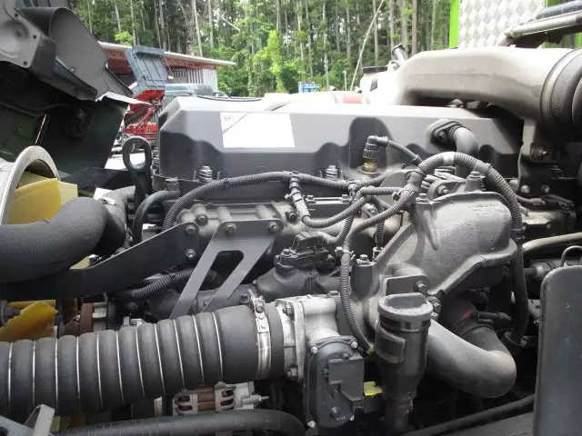 平成23年02月中古大型日産UDクオンの画像57