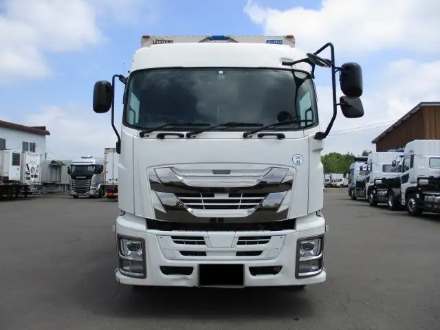 H31年 いすゞ 4軸低床ウィング エアサス 積載:13800㎏ 距離:33.7万㎞ 380馬力 MT7速の画像2