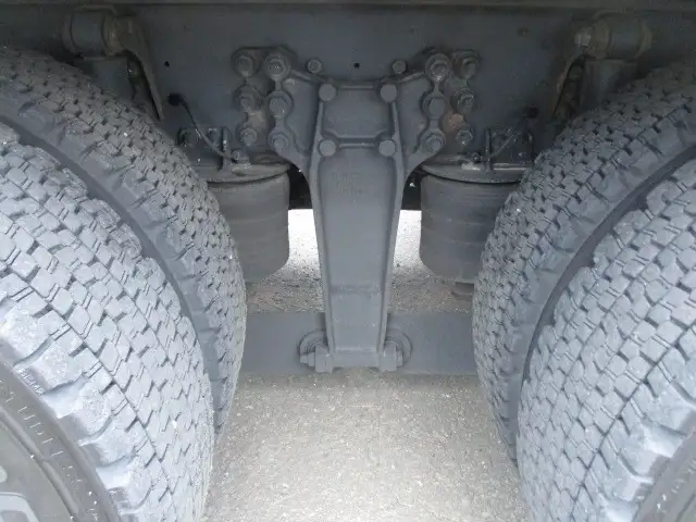 H31年 いすゞ 4軸低床ウィング エアサス 積載:13800㎏ 距離:33.7万㎞ 380馬力 MT7速の画像25