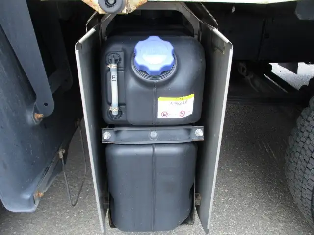 H31年 いすゞ 4軸低床ウィング エアサス 積載:13800㎏ 距離:33.7万㎞ 380馬力 MT7速の画像10