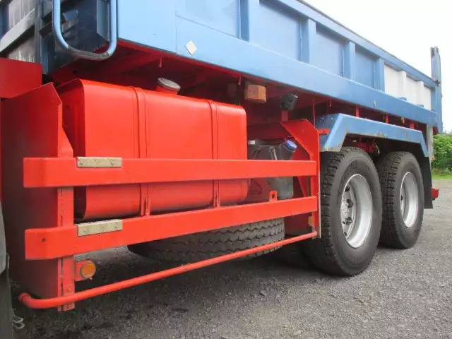 平成27年09月中古大型日野プロフィアの画像9