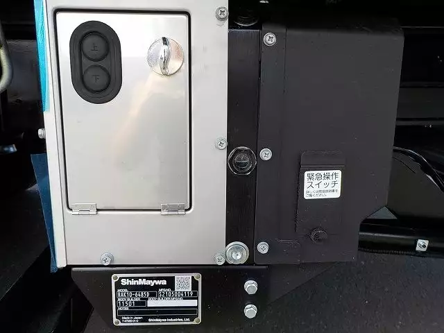 令和03年12月中古中型冷凍バン・ウィング日野日野の画像39