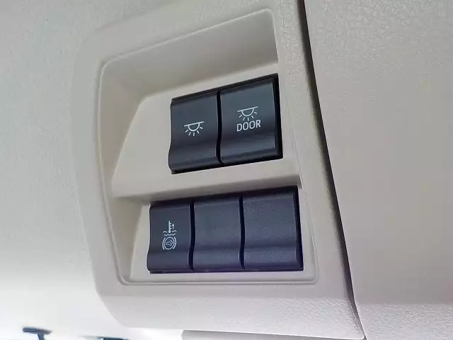 令和03年12月中古中型冷凍バン・ウィング日野日野の画像60