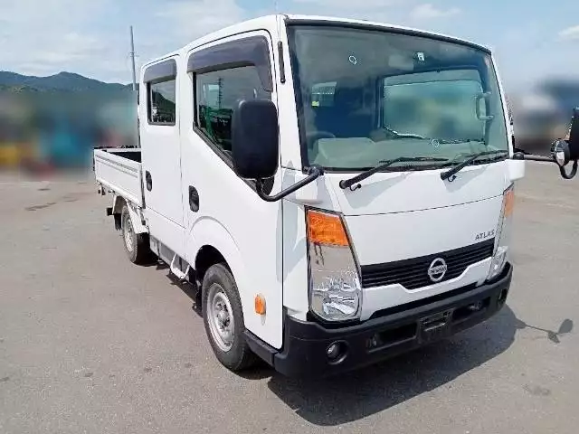平成29年06月中古小型日産ニッサンの画像2