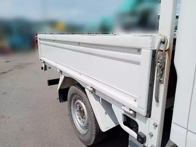 平成29年06月中古小型日産ニッサンの画像23