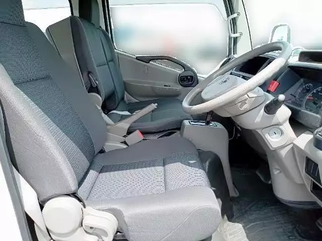 平成29年06月中古小型日産ニッサンの画像37