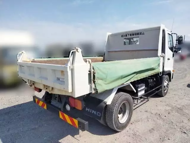 平成24年12月中古中型日野レンジャーの画像3