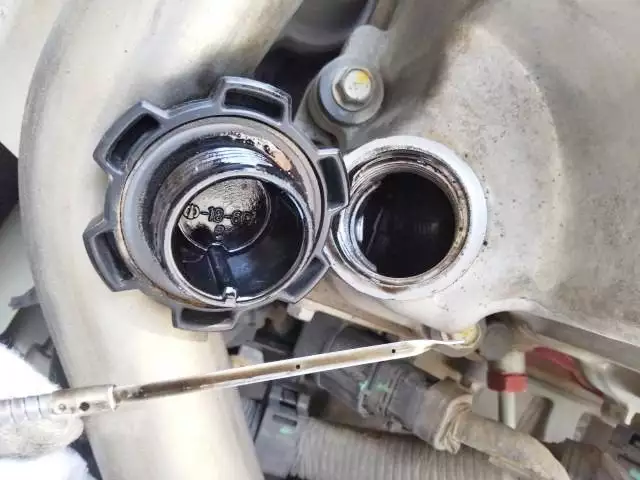 平成24年12月中古中型日野レンジャーの画像8