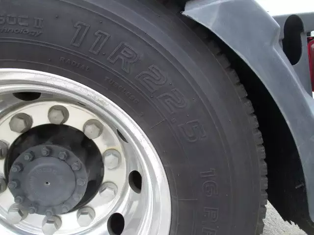 令和01年/平成31年11月中古大型トラクタヘッドボルボトラックの画像13