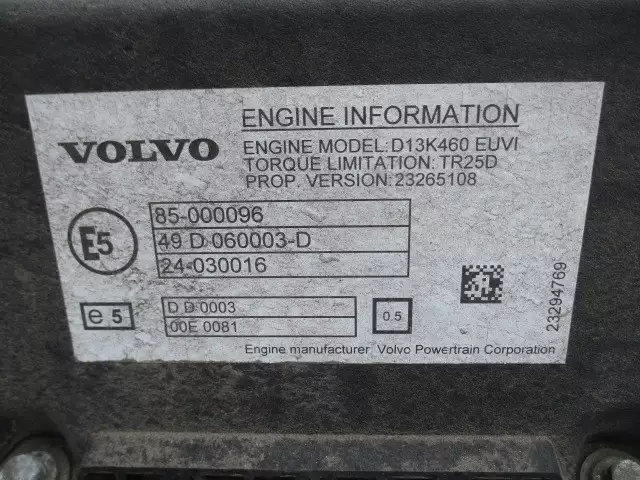 令和01年/平成31年11月中古大型トラクタヘッドボルボトラックの画像39