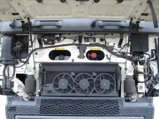 令和01年/平成31年11月中古大型トラクタヘッドボルボトラックの画像41