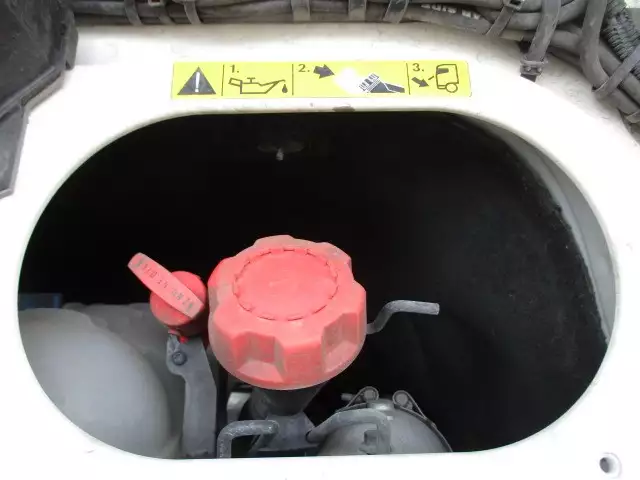 令和01年/平成31年11月中古大型トラクタヘッドボルボトラックの画像42