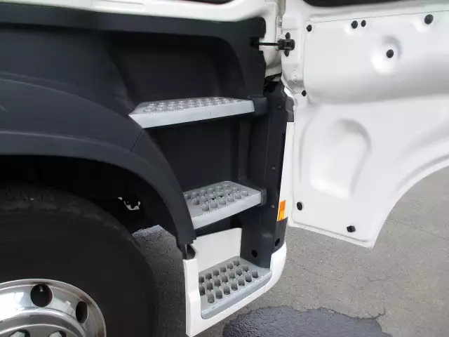 令和01年/平成31年11月中古大型トラクタヘッドボルボトラックの画像45