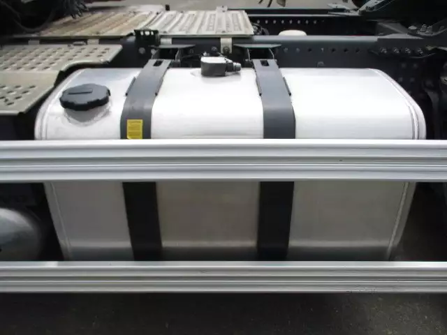 令和01年/平成31年11月中古大型トラクタヘッドボルボトラックの画像10