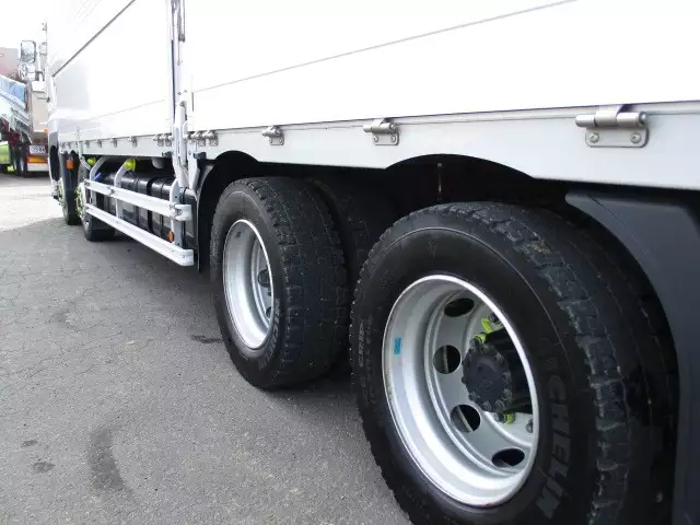 令和03年01月中古大型アルミバン・ウィング日野プロフィアの画像16