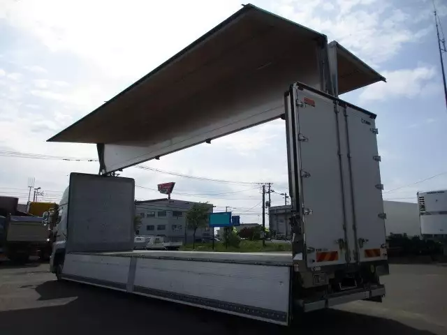 令和03年01月中古大型アルミバン・ウィング日野プロフィアの画像28