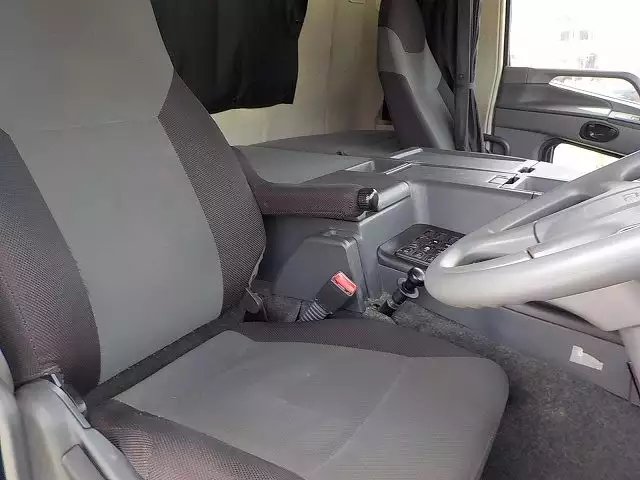 平成26年11月中古大型トラクタヘッド三菱ふそう三菱の画像34