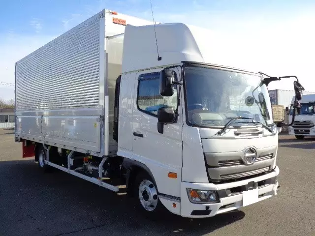 令和03年12月中古中型アルミバン・ウィング日野レンジャーの画像3