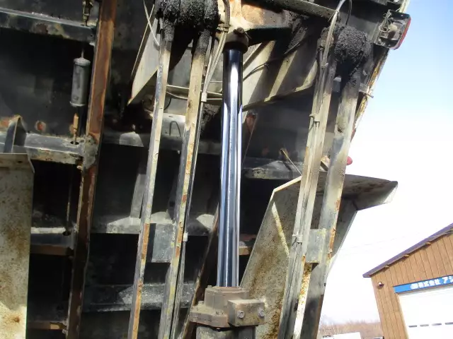 平成26年12月中古大型ダンプいすゞギガの画像31