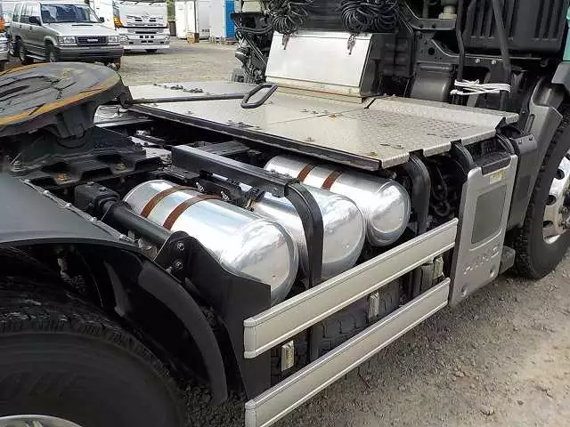 平成25年12月中古大型トラクタヘッド日野日野の画像14