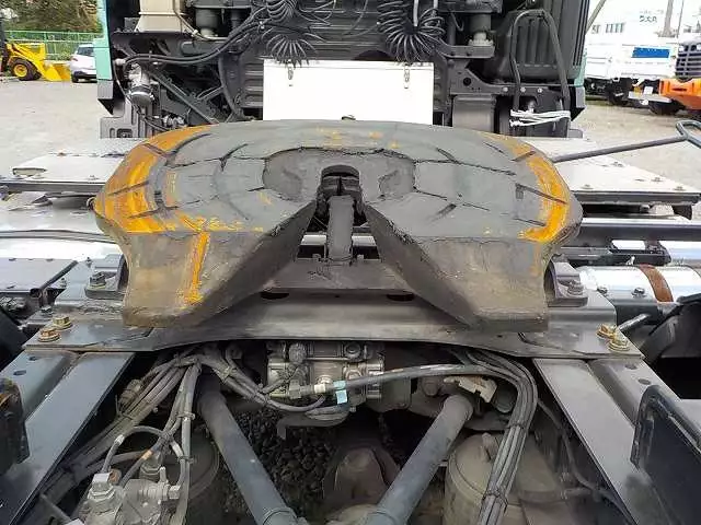 平成25年12月中古大型トラクタヘッド日野日野の画像19