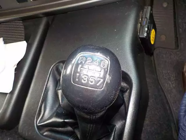 平成25年12月中古大型トラクタヘッド日野日野の画像39