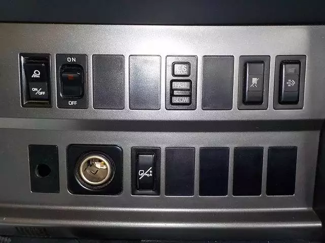 平成25年12月中古大型トラクタヘッド日野日野の画像41