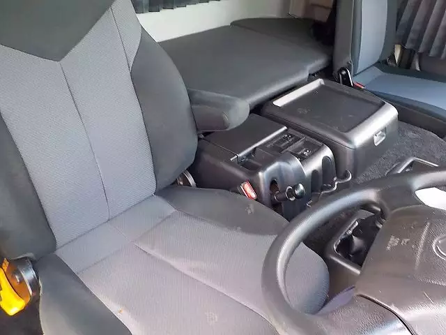 平成25年12月中古大型トラクタヘッド日野日野の画像42