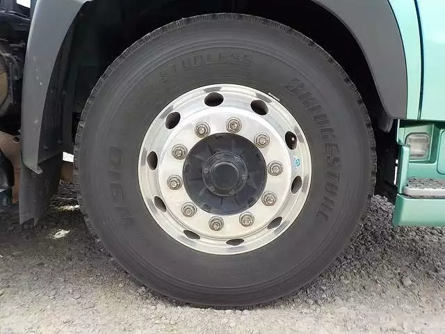 平成25年12月中古大型トラクタヘッド日野日野の画像9