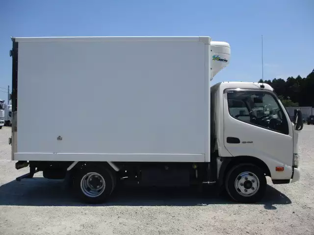 平成29年03月中古小型冷凍バン・ウィング日野日野の画像4