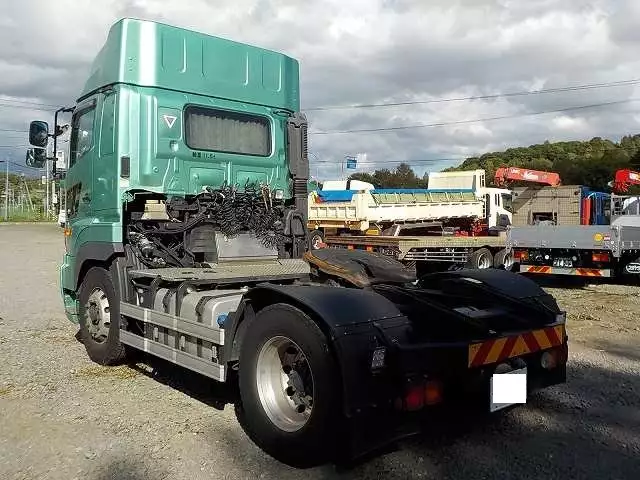 平成25年12月中古大型トラクタヘッド日野日野の画像3