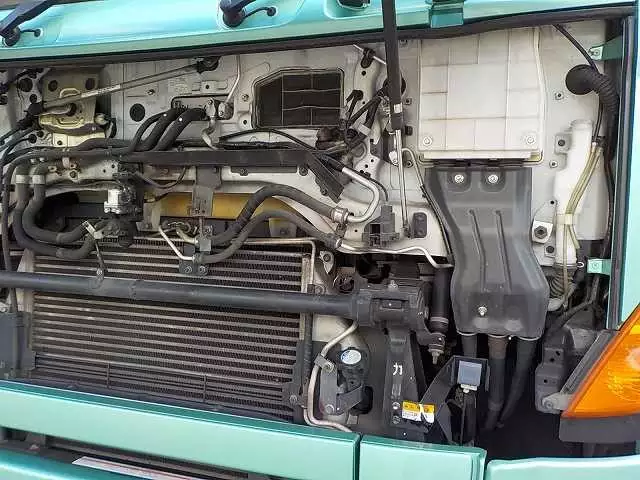 平成25年12月中古大型トラクタヘッド日野日野の画像24