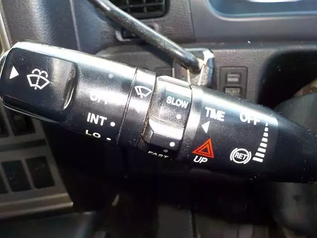 平成25年12月中古大型トラクタヘッド日野日野の画像33