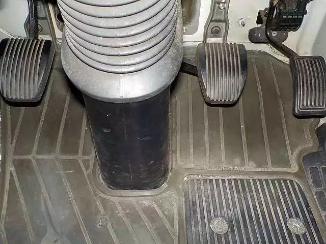 平成25年12月中古大型トラクタヘッド日野日野の画像36