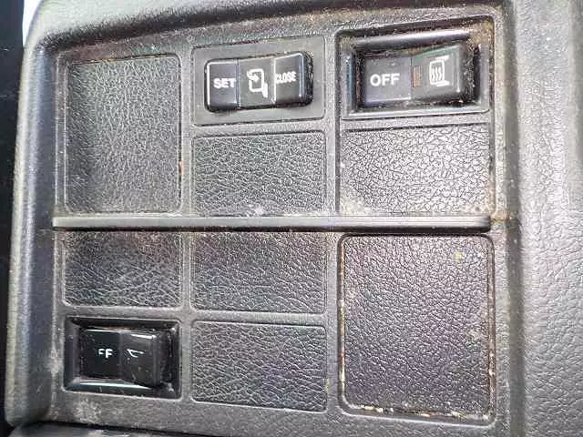 平成25年12月中古大型トラクタヘッド日野日野の画像37