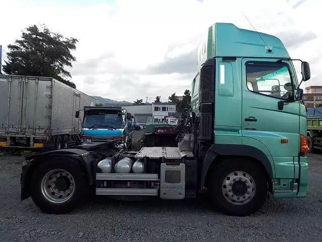 平成25年12月中古大型トラクタヘッド日野日野の画像6