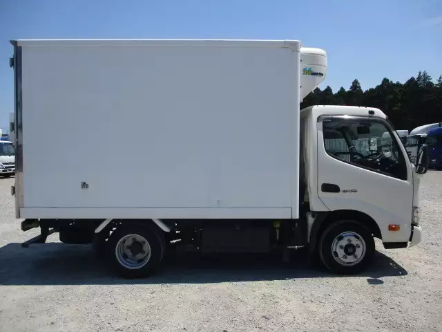 平成29年09月中古小型冷凍バン・ウィング日野デュトロの画像4