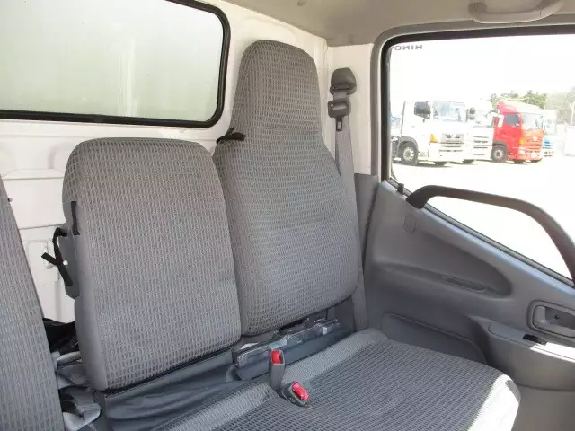 平成29年09月中古小型冷凍バン・ウィング日野デュトロの画像50