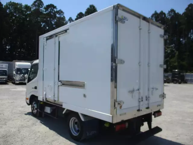 平成29年09月中古小型冷凍バン・ウィング日野デュトロの画像7