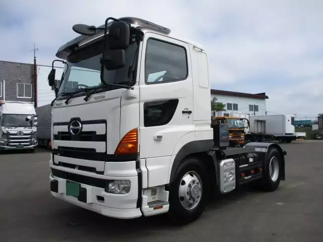 平成17年06月中古大型トラクタヘッド日野プロフィアの画像1