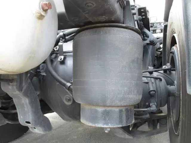 平成17年06月中古大型トラクタヘッド日野プロフィアの画像18