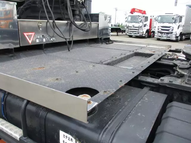 平成17年06月中古大型トラクタヘッド日野プロフィアの画像28