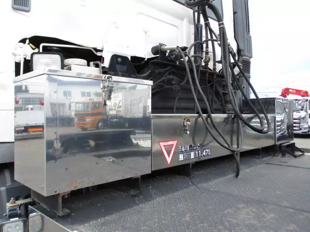 平成17年06月中古大型トラクタヘッド日野プロフィアの画像29