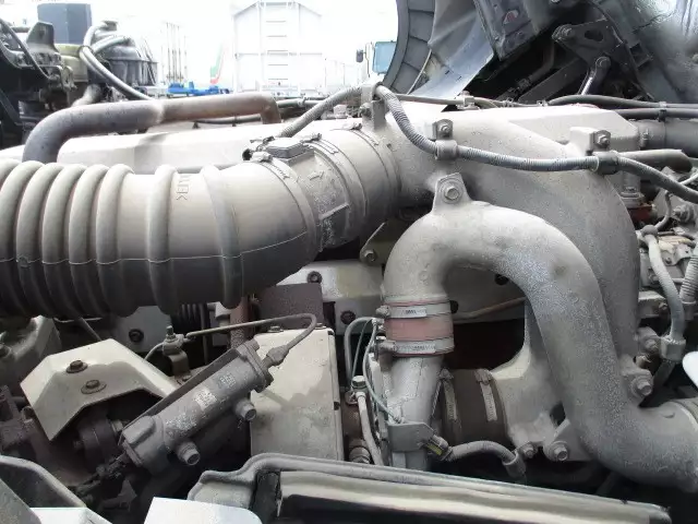 平成17年06月中古大型トラクタヘッド日野プロフィアの画像33