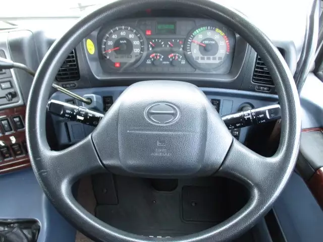 平成17年06月中古大型トラクタヘッド日野プロフィアの画像40