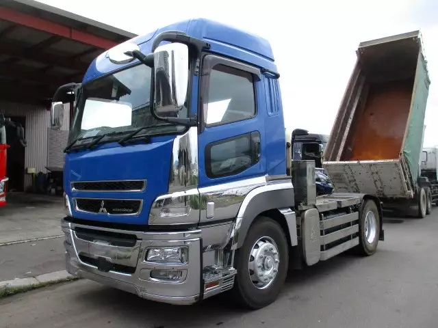 平成27年05月中古大型トラクタヘッド三菱ふそうスーパーグレートの画像1
