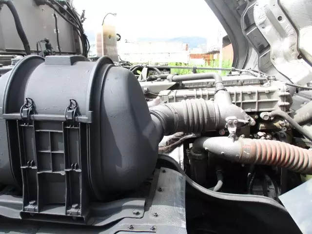 平成27年05月中古大型トラクタヘッド三菱ふそうスーパーグレートの画像34