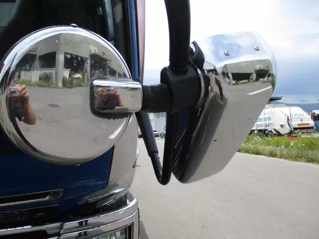 平成27年05月中古大型トラクタヘッド三菱ふそうスーパーグレートの画像41