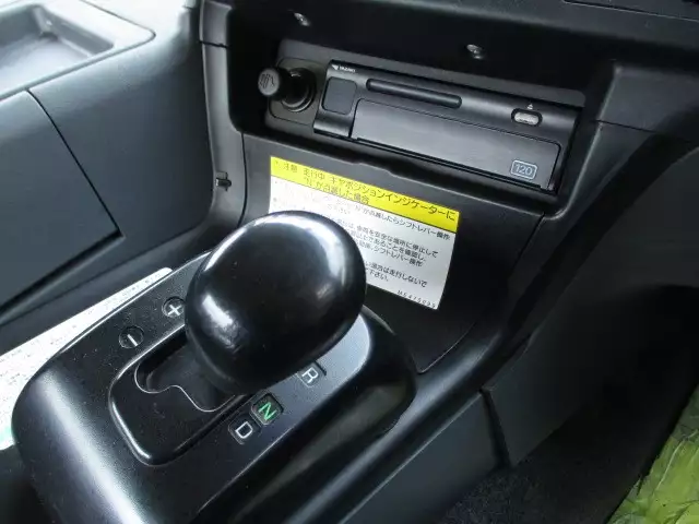 平成27年05月中古大型トラクタヘッド三菱ふそうスーパーグレートの画像48